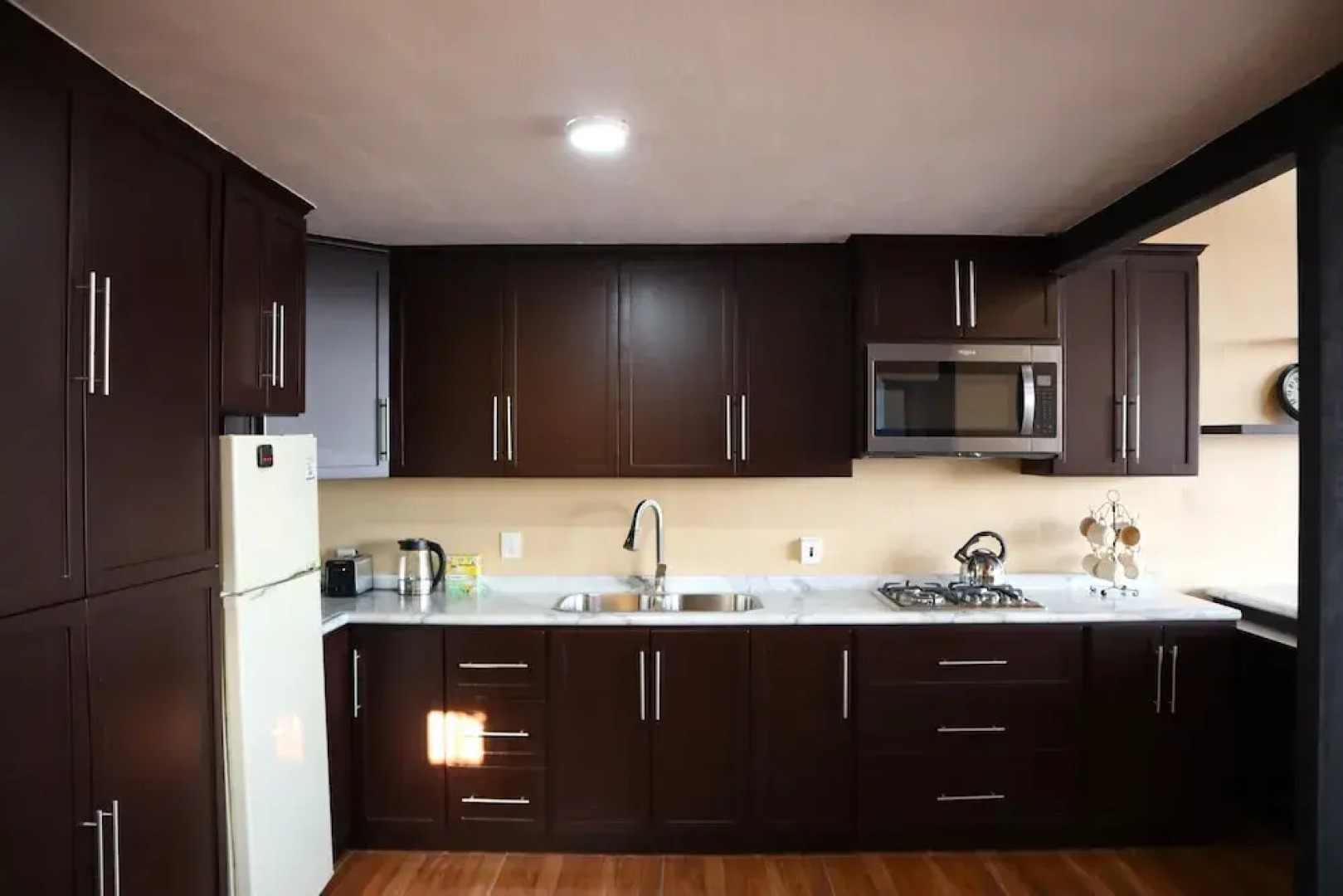 WorkVista Cowork y Hostal