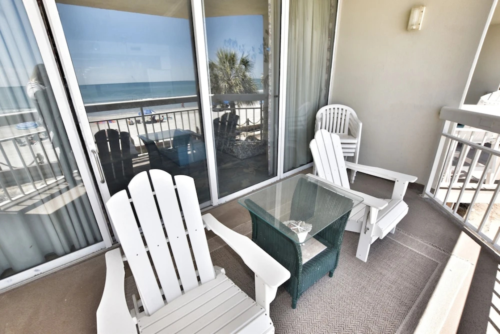 0111 Waters Edge Resort 2 Bedroom Condo by Redawning