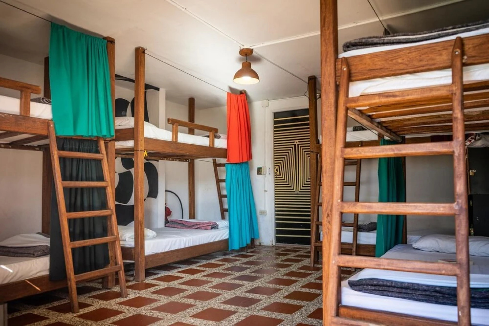 Casa Kayam Hostal y Residencia Artistica