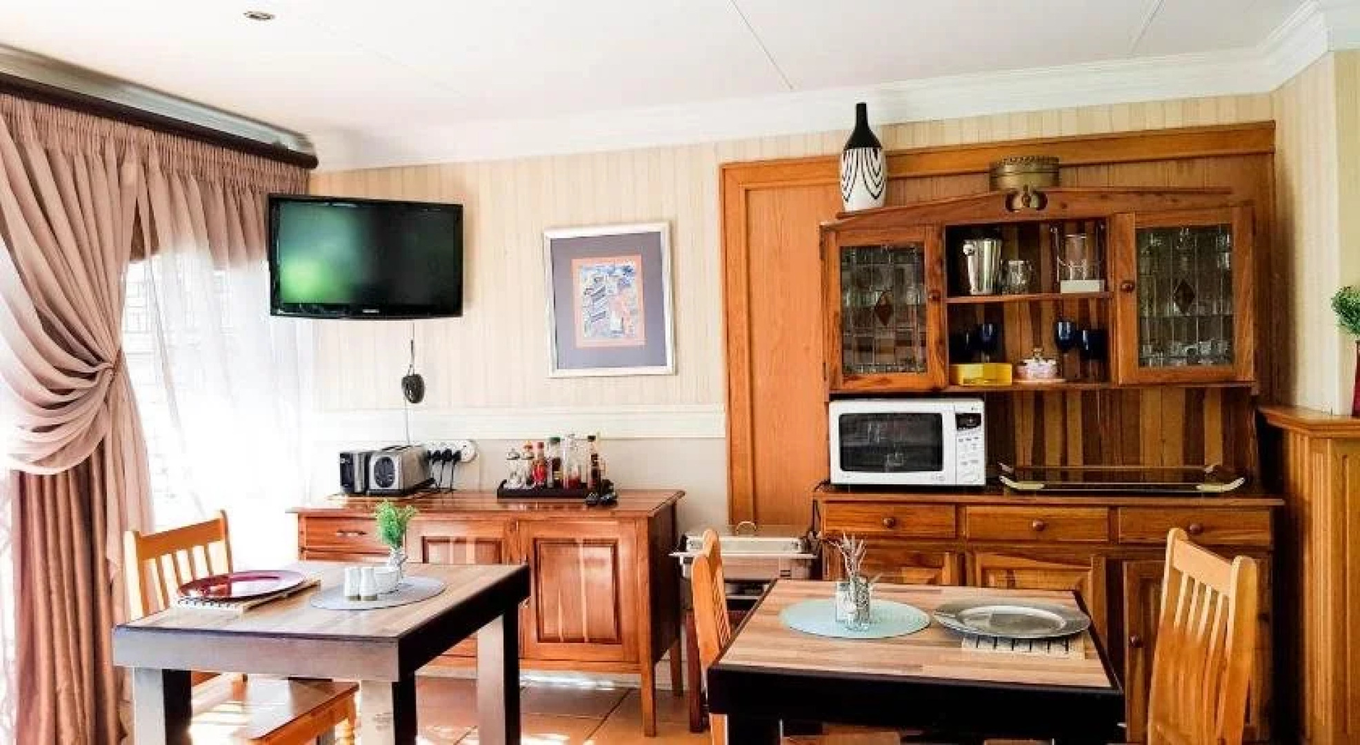 Dormio Manor Guest Lodge