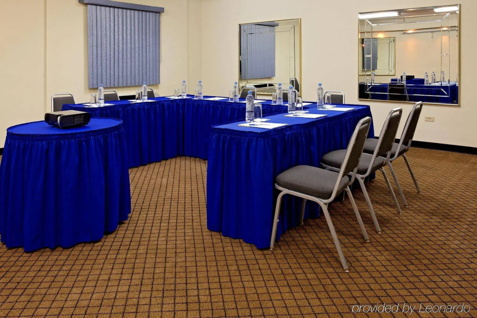 Holiday Inn Express Piedras Negras by IHG