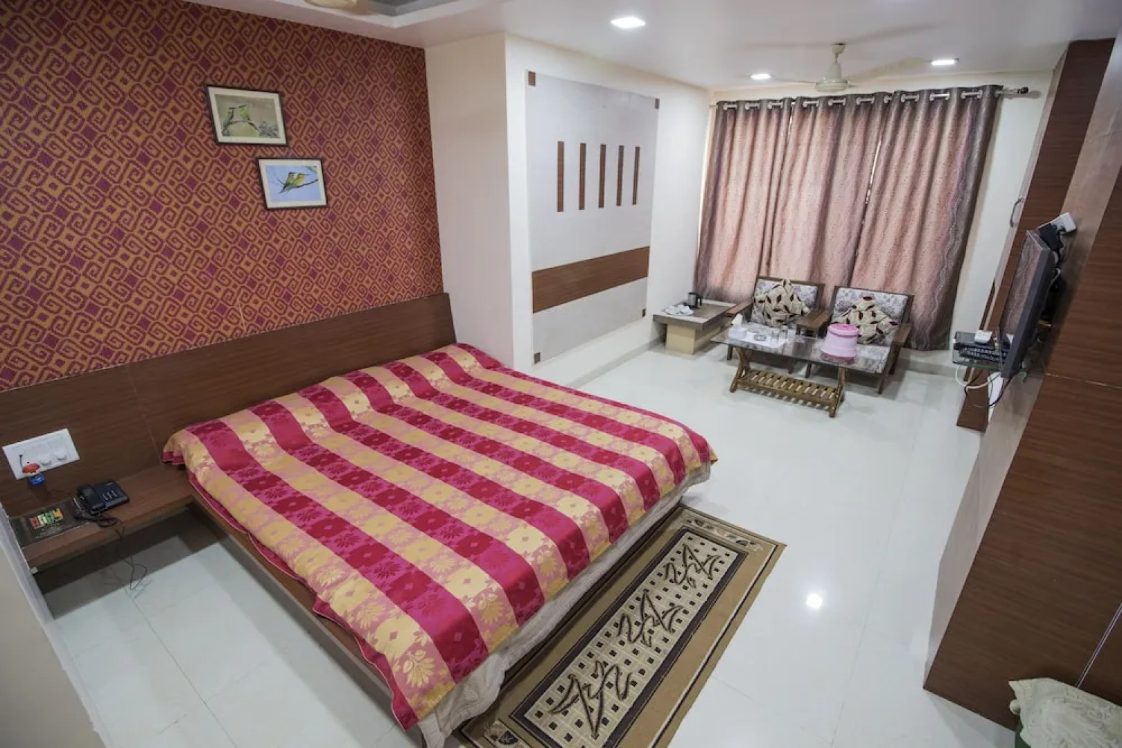 WOW STAYZ2 Misty Meadows