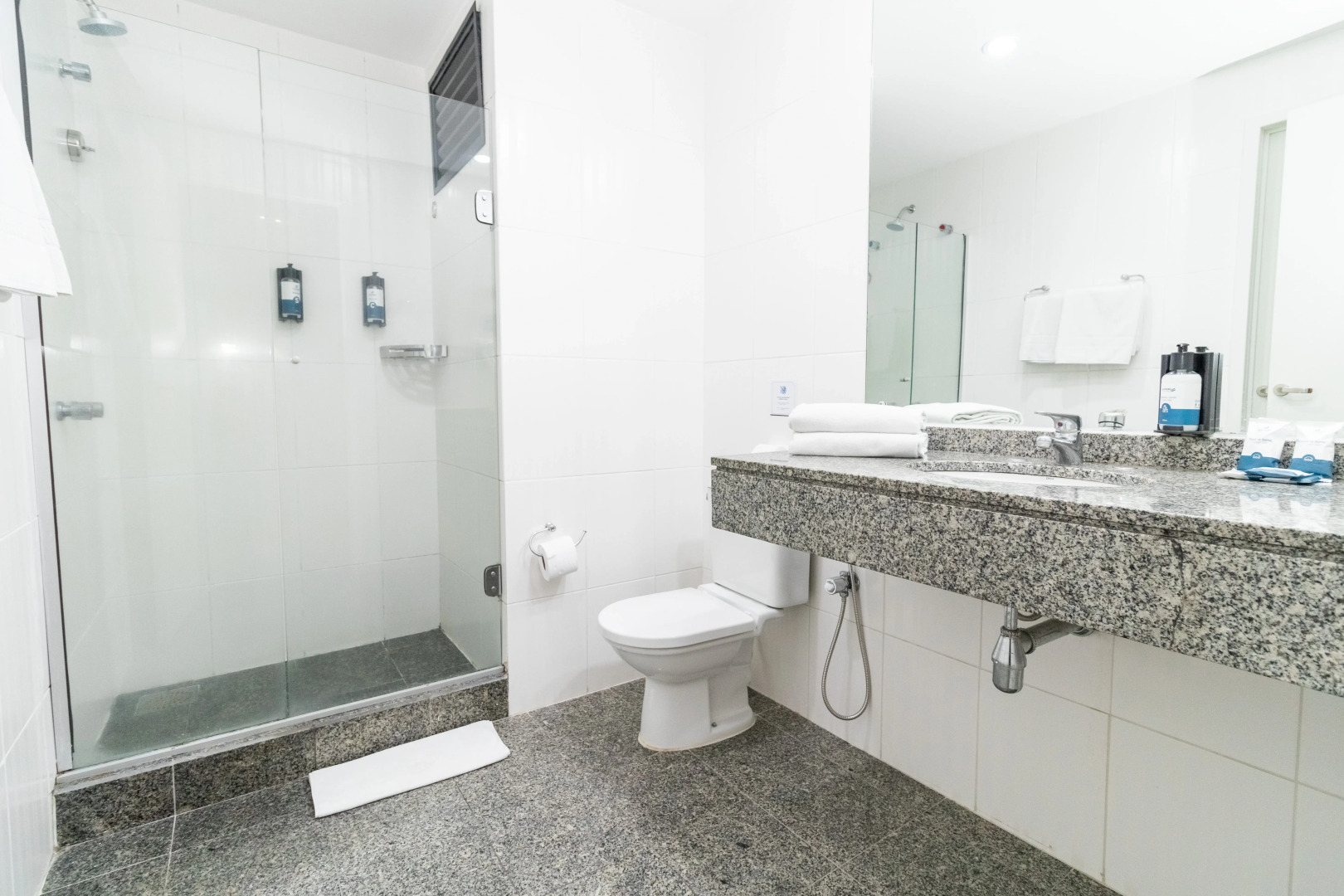 SLAVIERO Curitiba Shopping