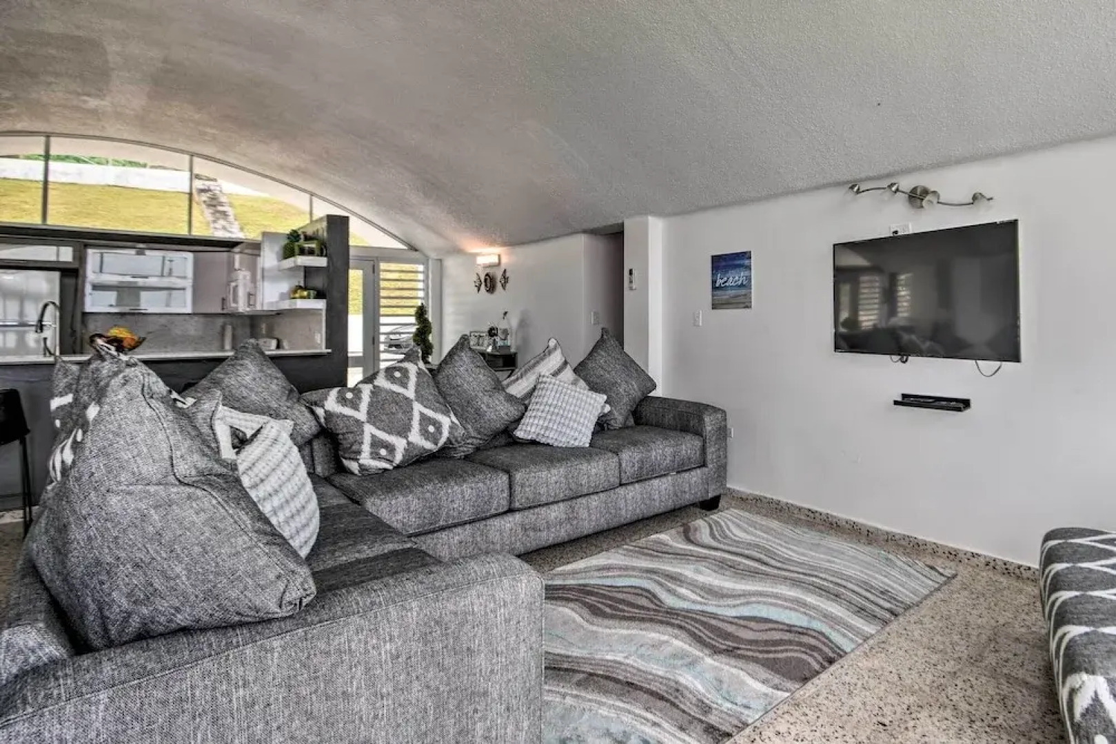 Peaceful Puerto Rico Paradise w/ Views & Balcony