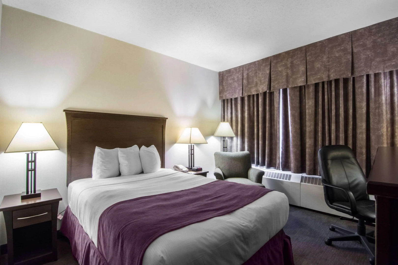 Quality Inn & Suites Yellowknife