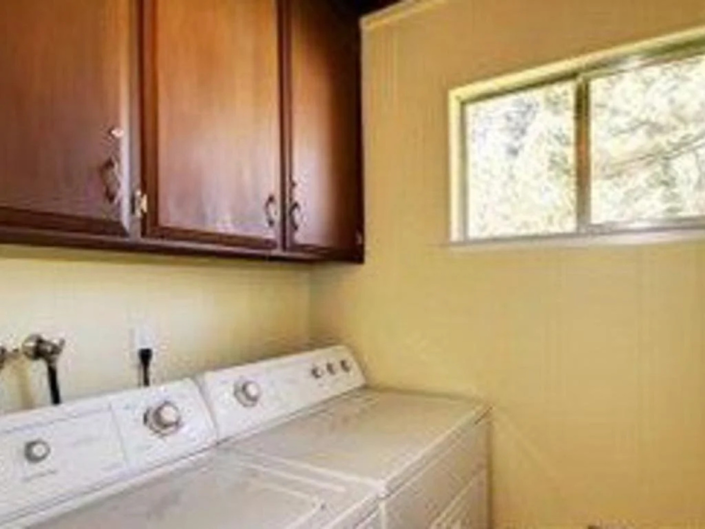 Lodge Pole Pine Cabin by RedAwning