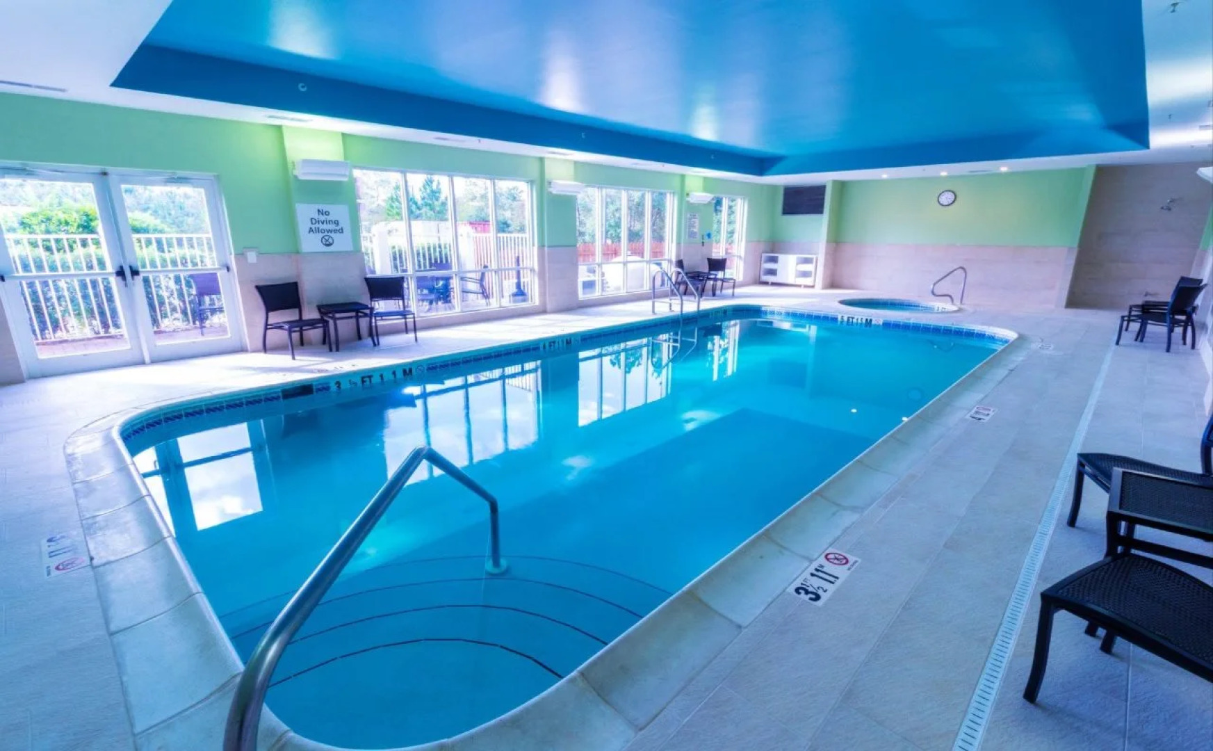 Holiday Inn Express Hotel & Suites Crestview by IHG