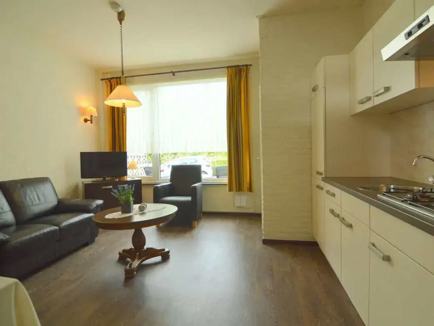 Snug Apartment in Schin op Geul Near Public Pool