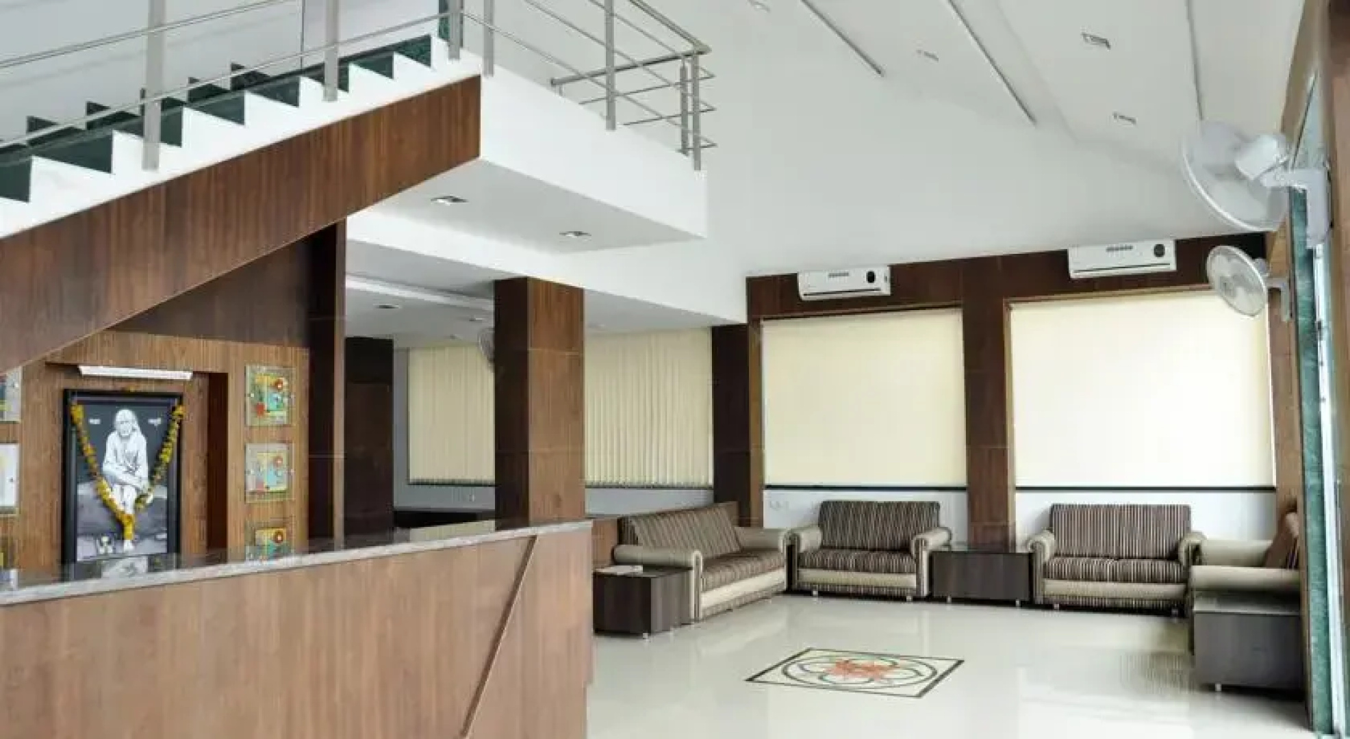 Hotel Keshav