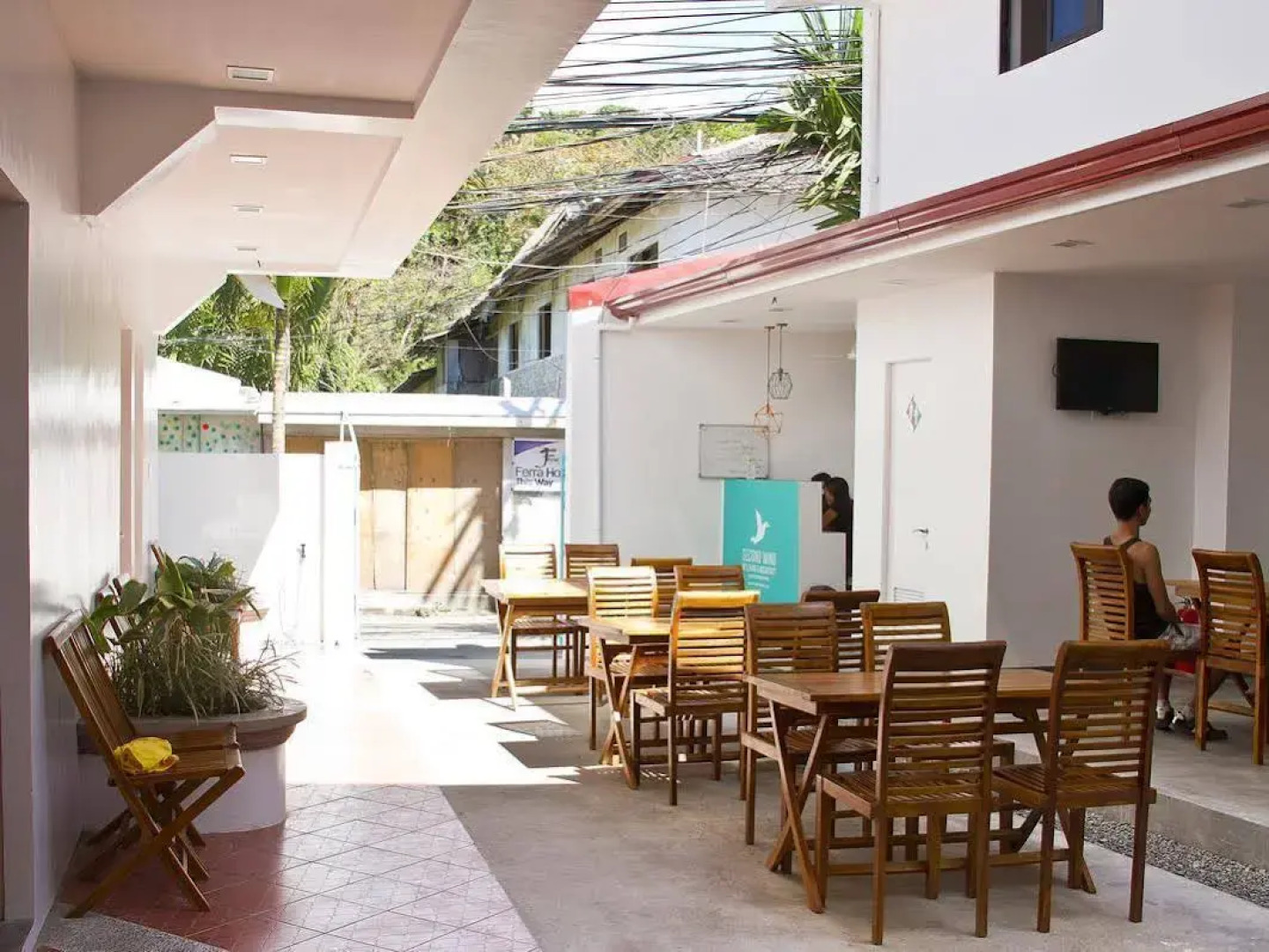 Second Wind Hostel by MNL