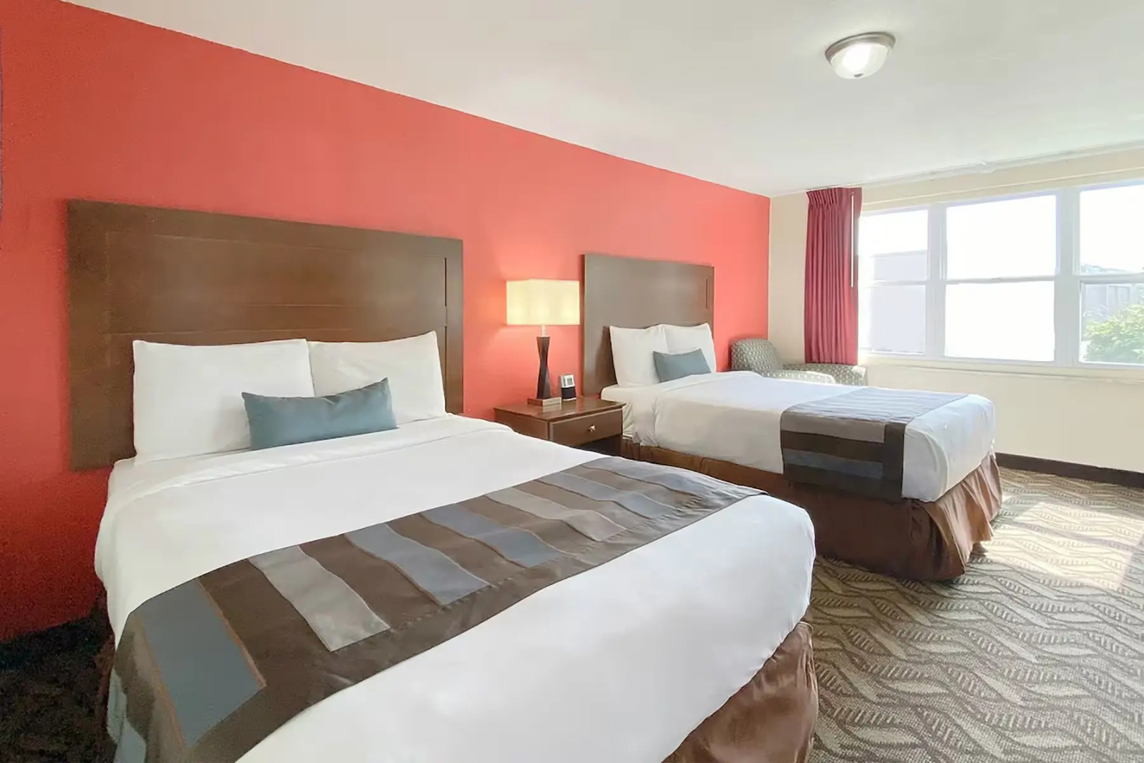 Super 8 By Wyndham Greensburg/Latrobe