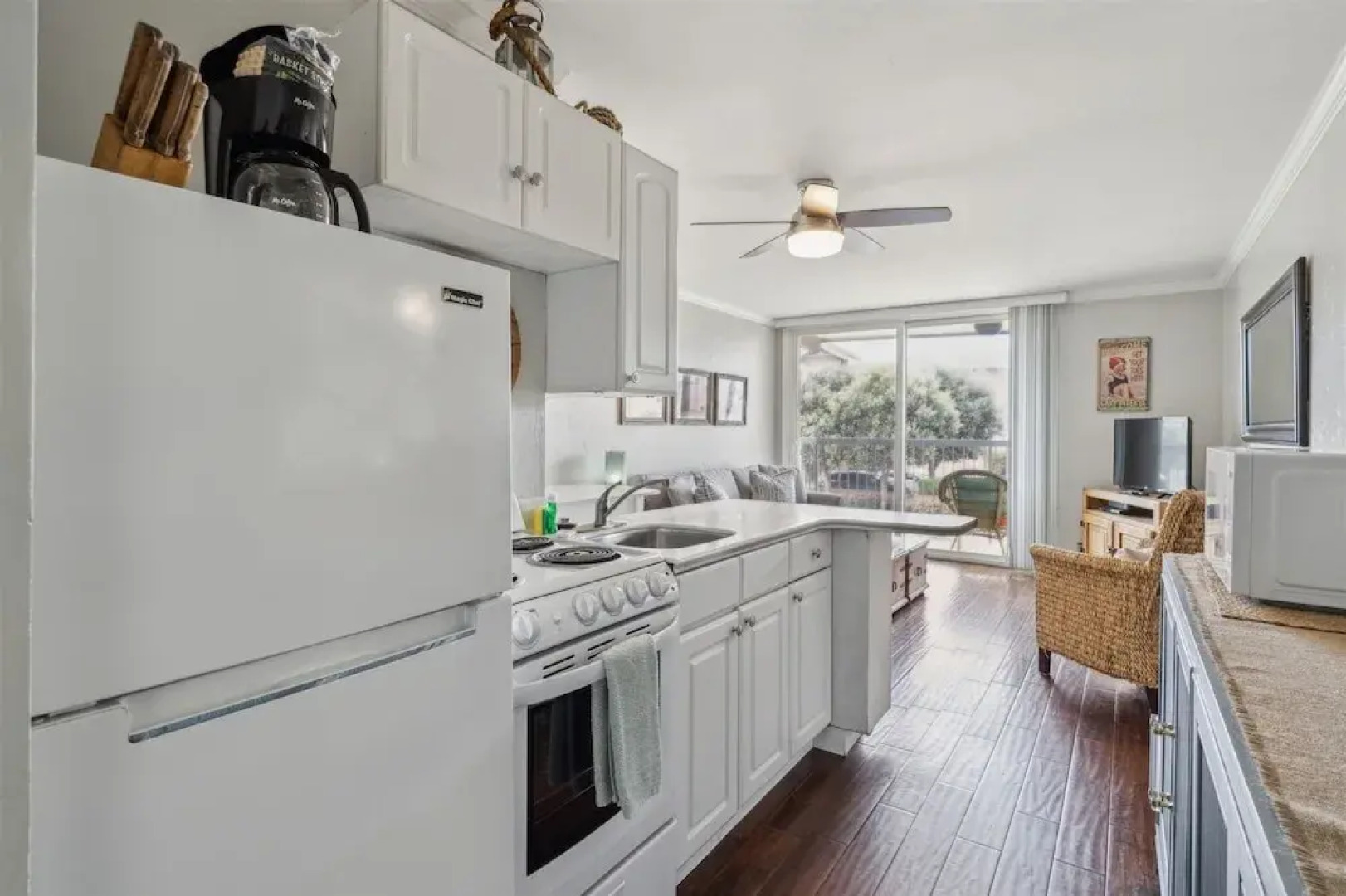 Beach Condo W/private Ocean View Balcony #237 1 Bedroom Condo by Sunset Shores Condominiums