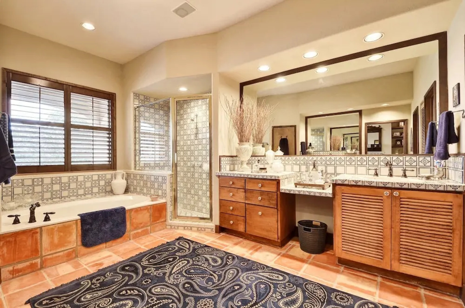 5BR 4BA Lake House with Pool Lake Travis Views by RedAwning