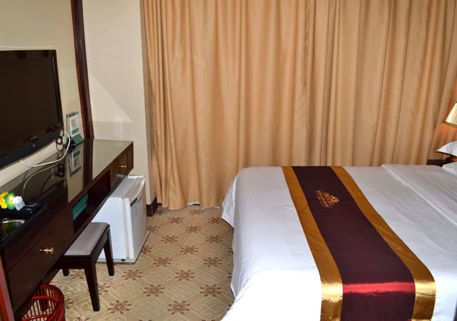 Guangdong Osotto Recreation Hotel