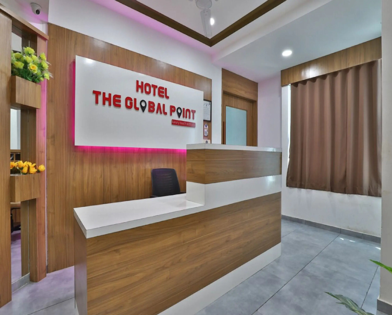 Hotel The Global Point