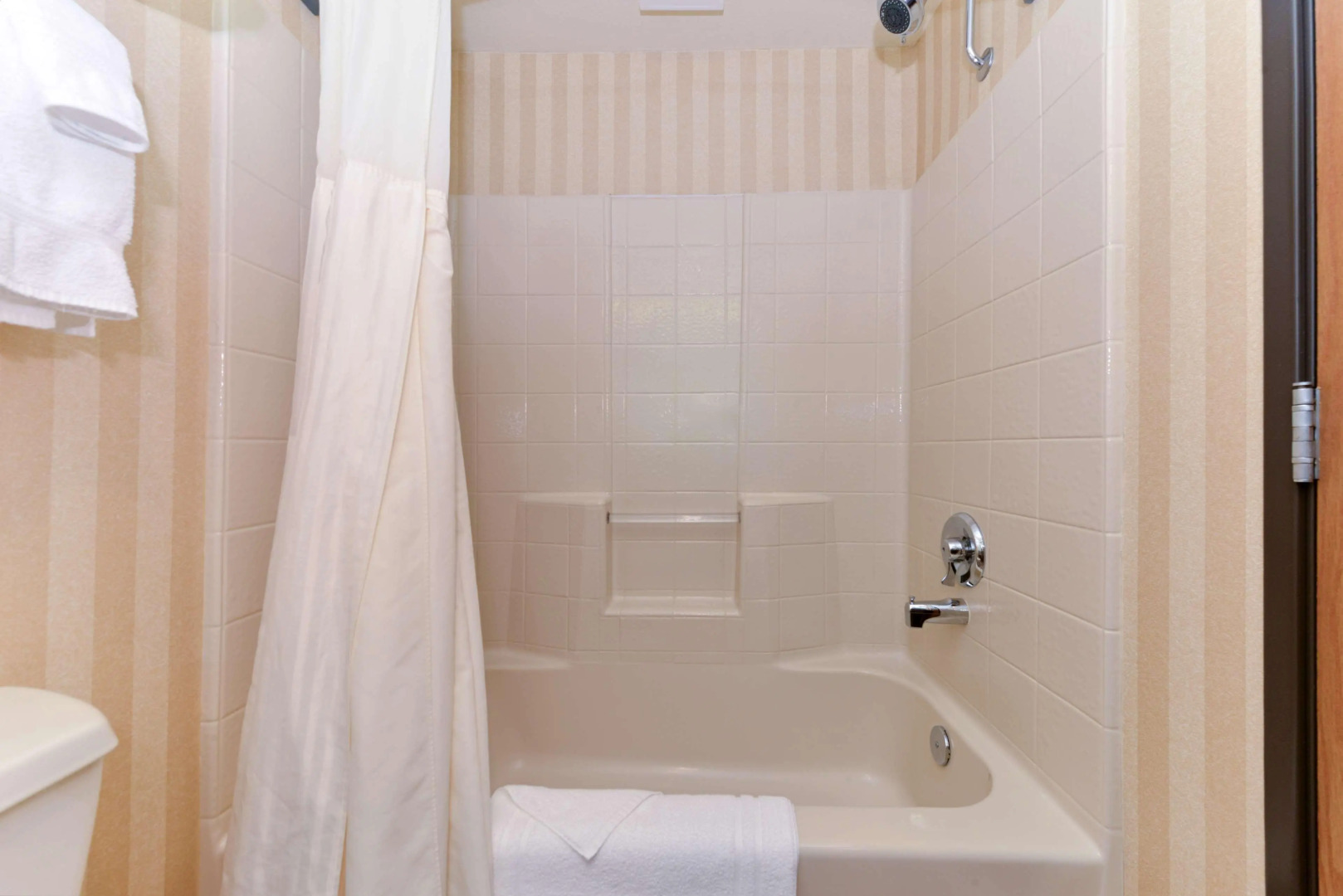 Best Western Plus Landmark Inn