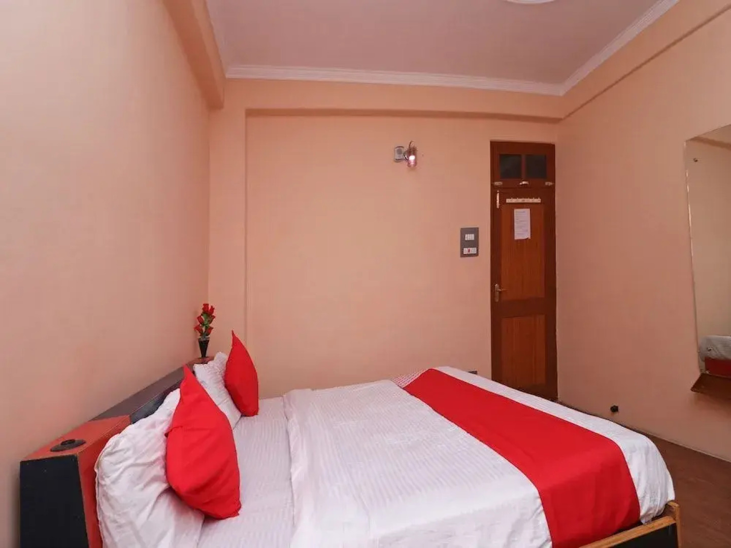 Hotel Blue Diamond Kasol