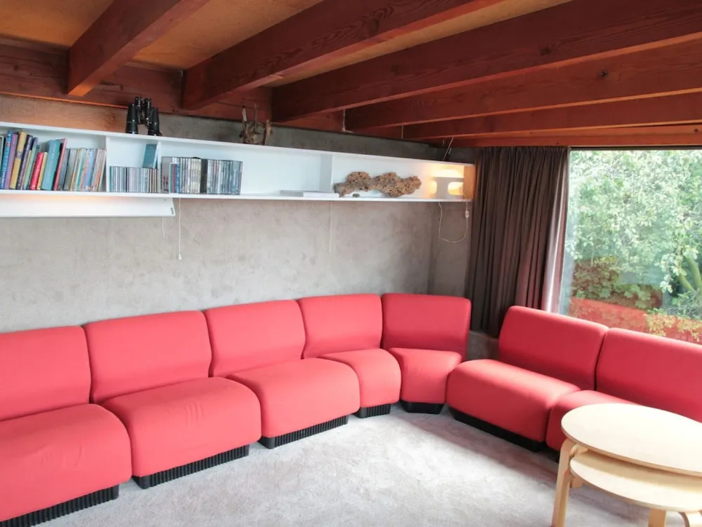 Wonderful Holiday Home With Large Garden, Within 100 Metres of the Veerse Lake