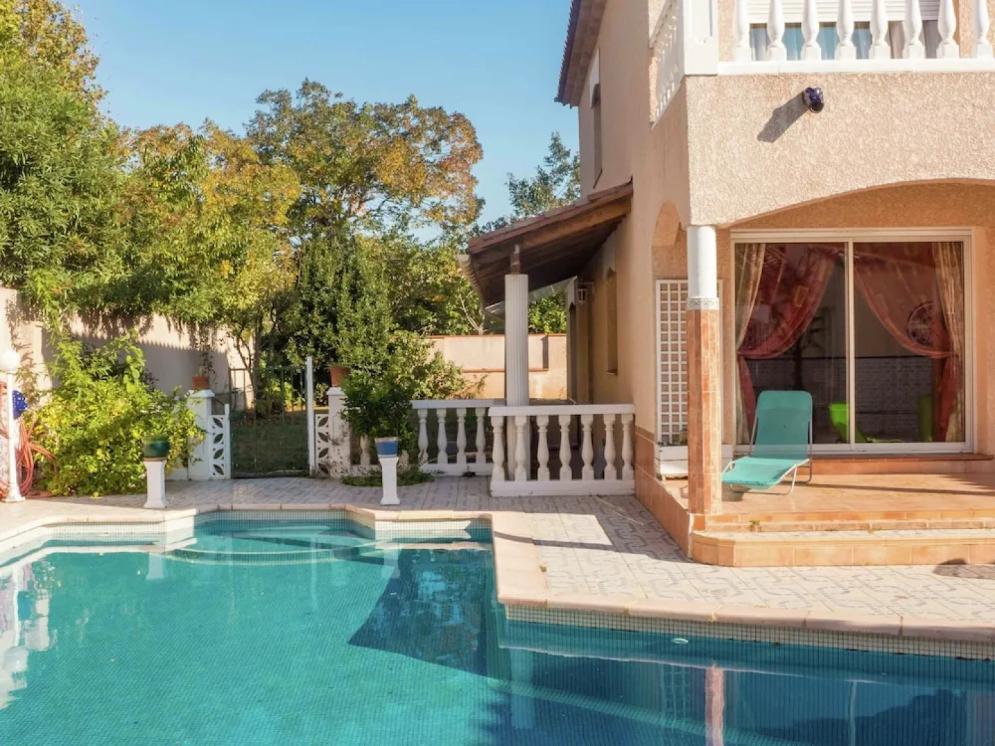 Exquisite Villa in Perpignan With Swimming Pool