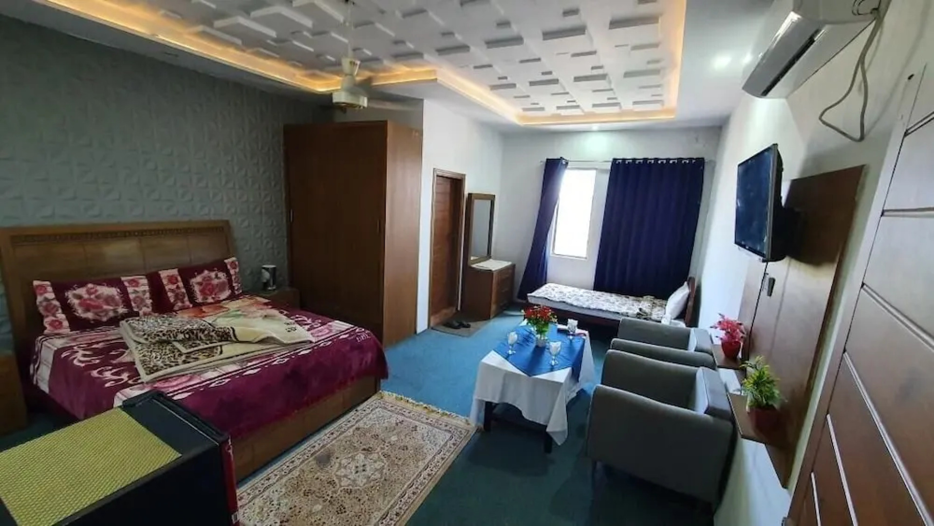 Tikkala Regency Hotel And Restaurant