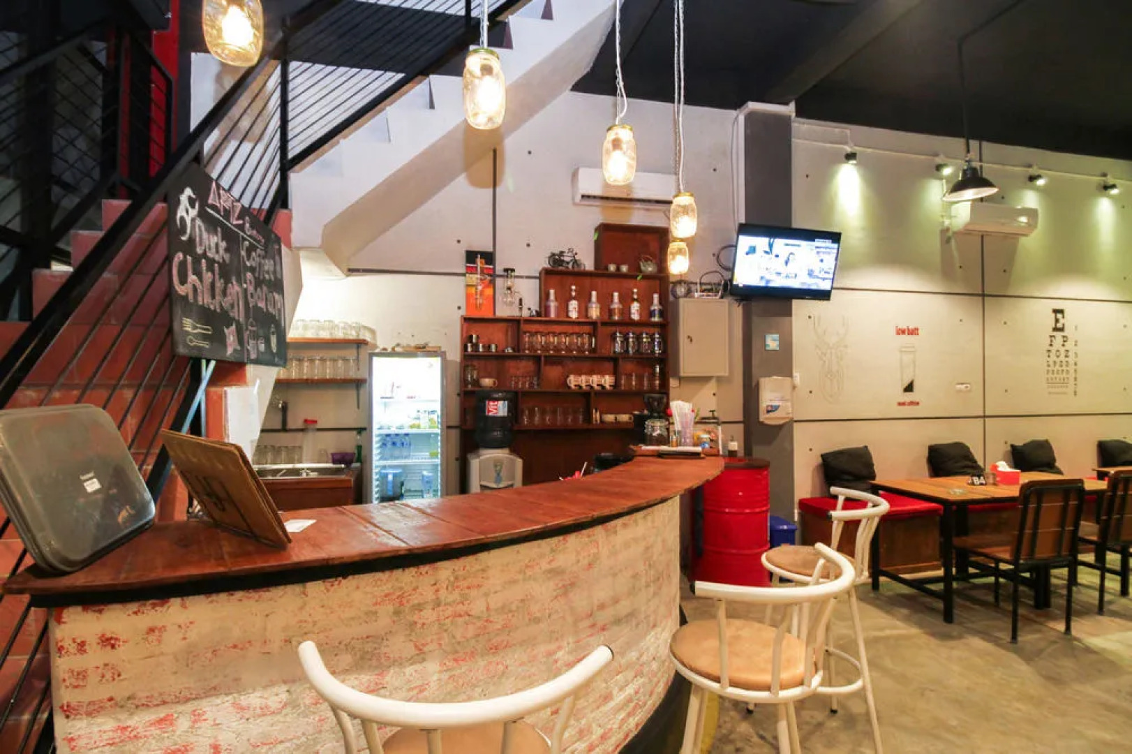 Airy Bandara Tjilik Riwut Seth Adji 31 Palangkaraya