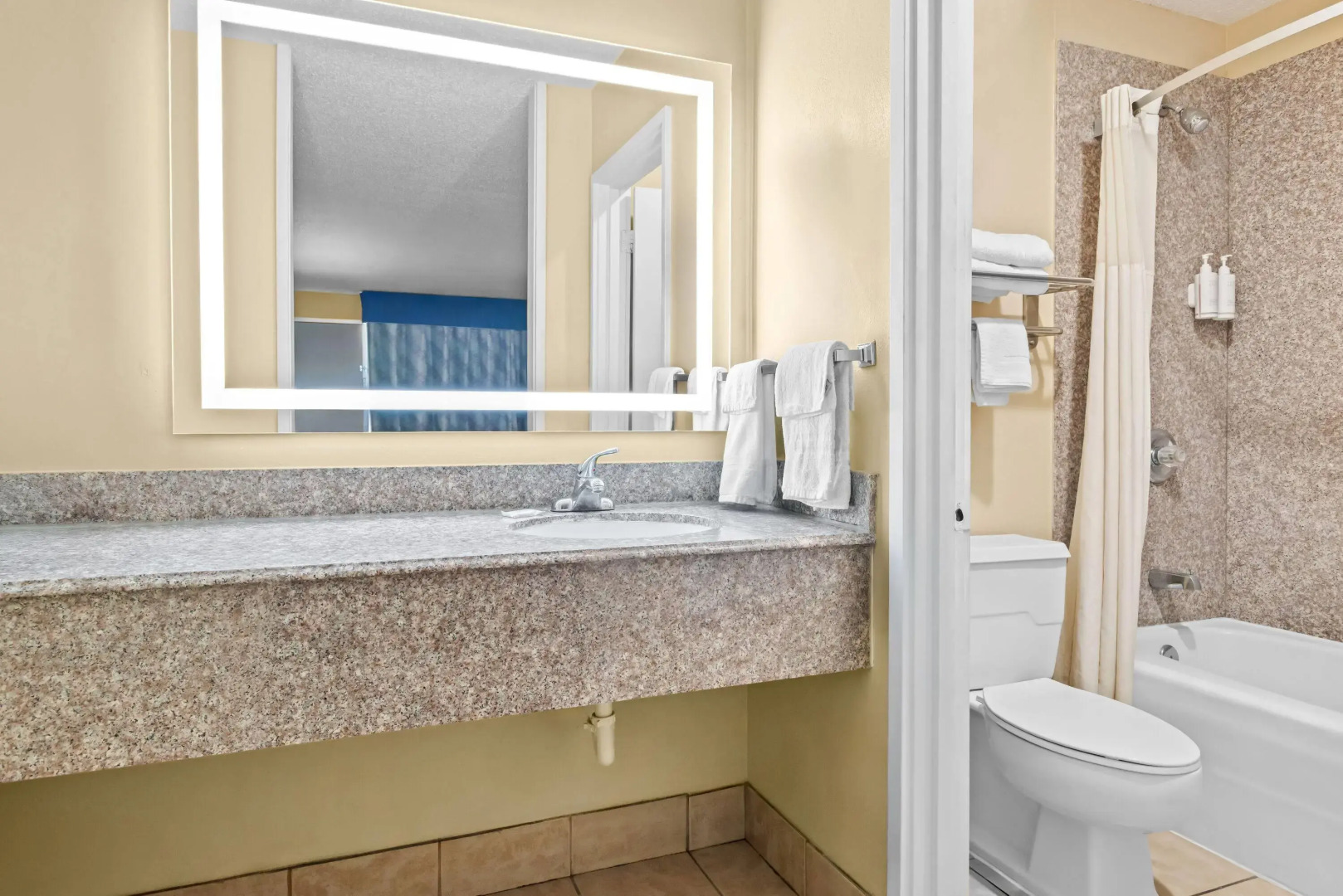 Days Inn by Wyndham Lafayette Near Lafayette Airport