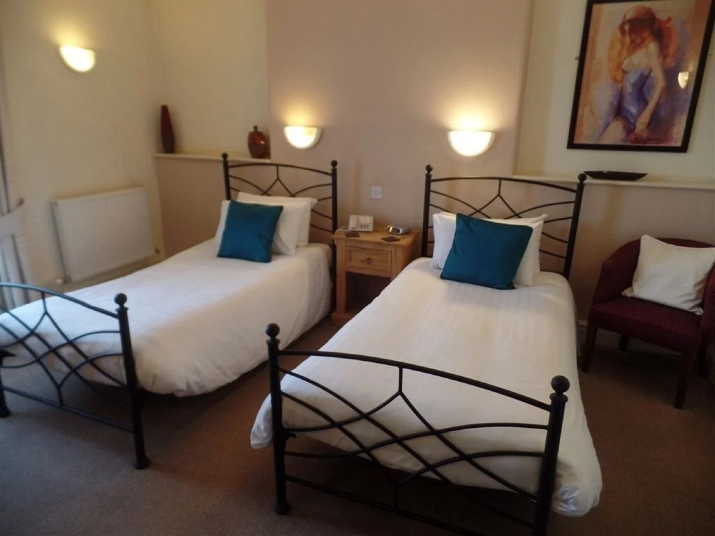 The Dodington Lodge Hotel