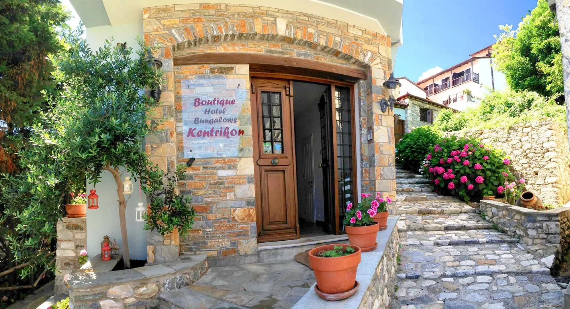 Boutique Hotel Kentrikon & Bungalows