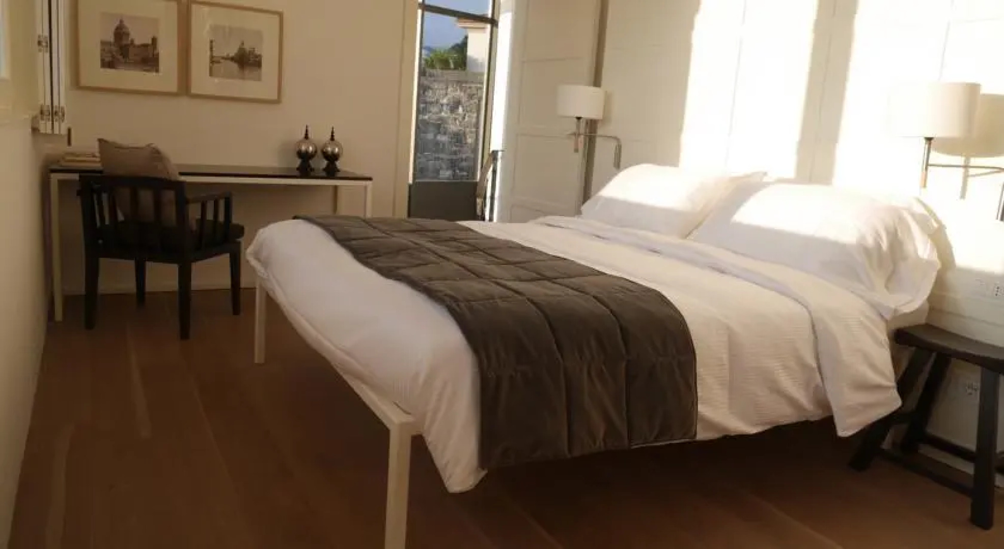 Pavilion by Villa Lario