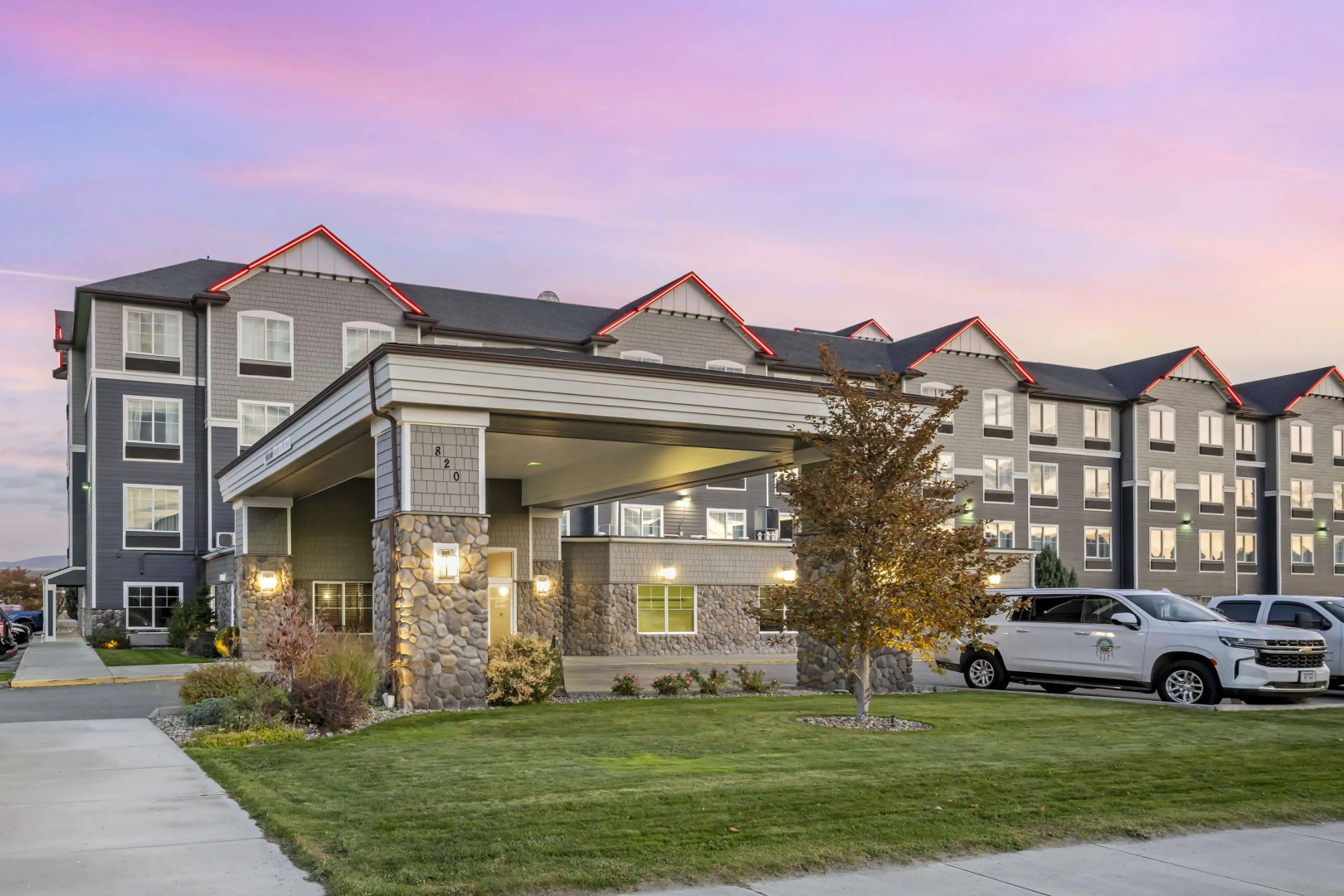 Best Western Plus Peppertree Inn At Omak