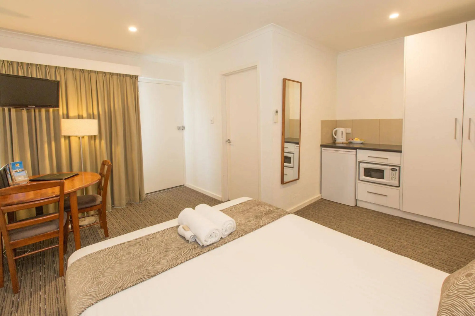 Bay 10 Accommodation