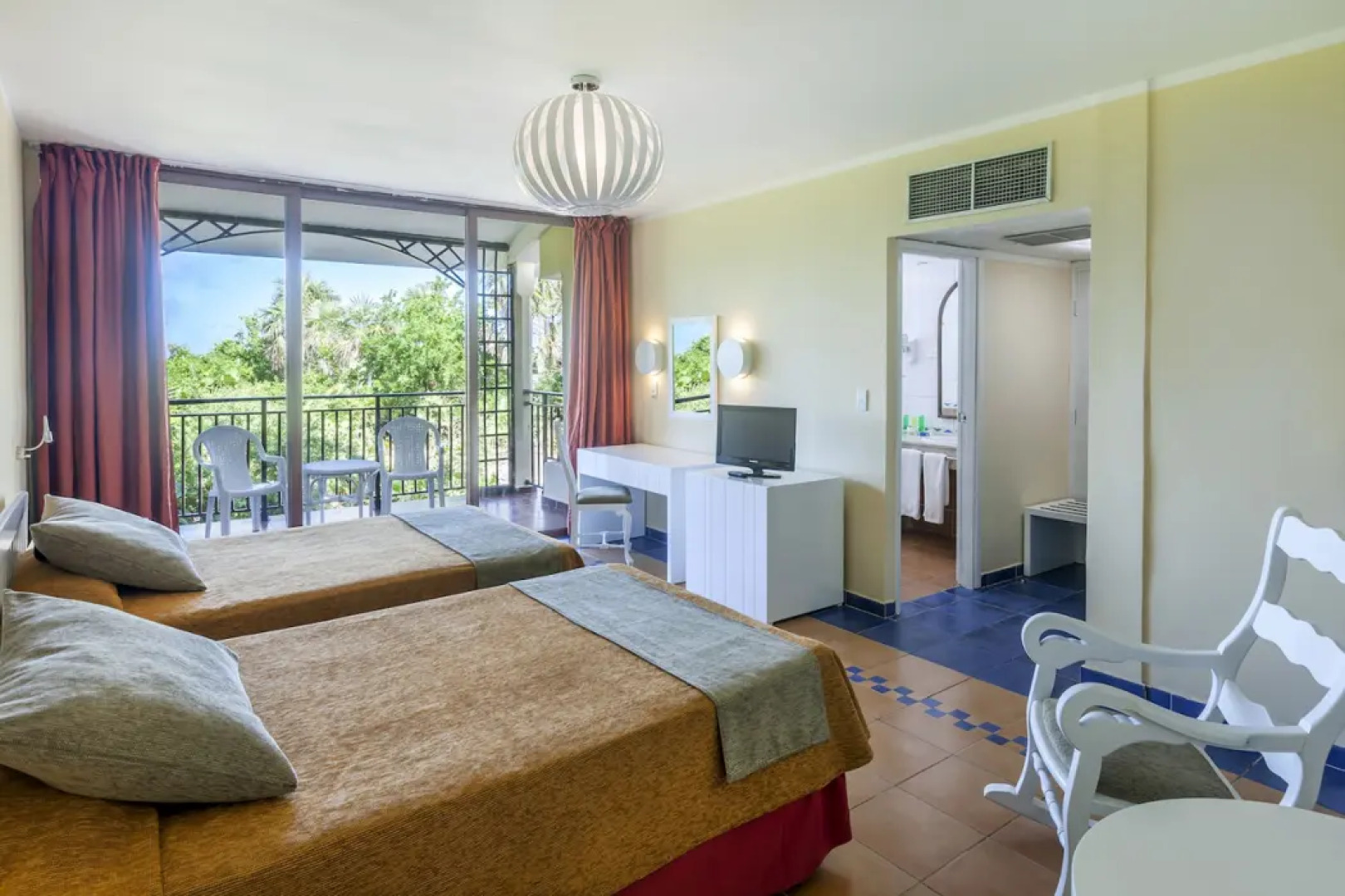 Sol Cayo Santa Maria