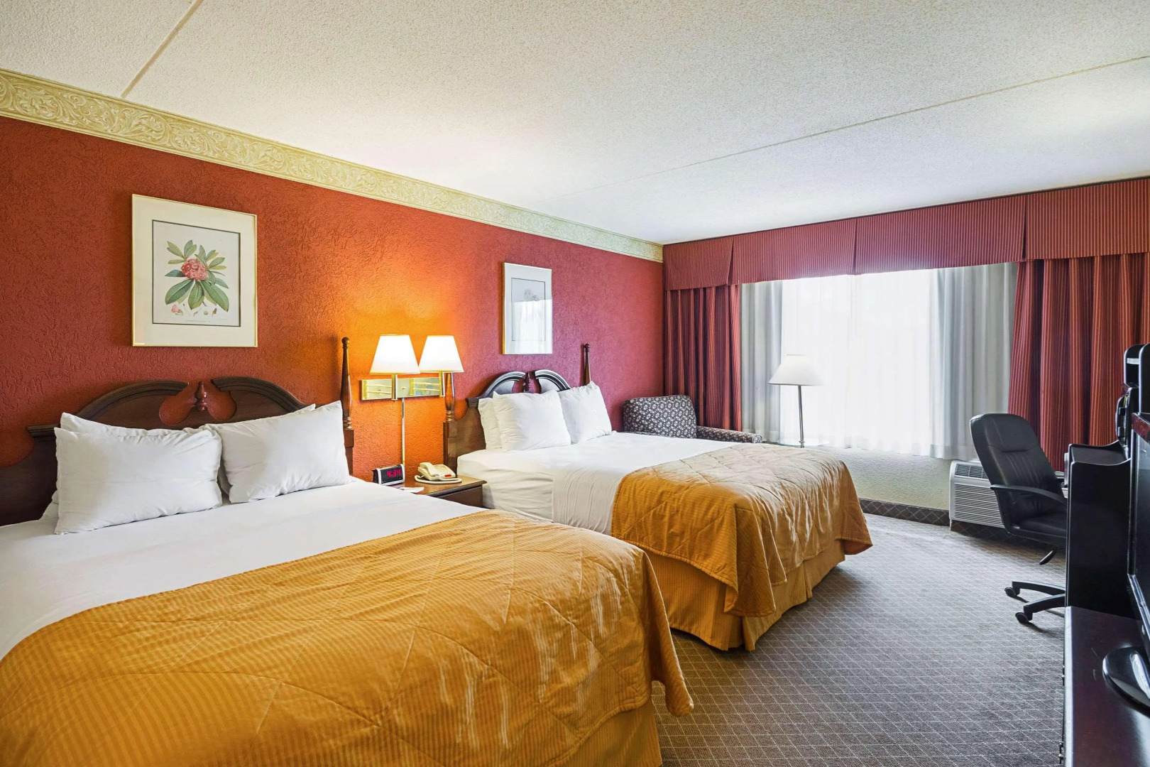 Clarion Inn Fairmont