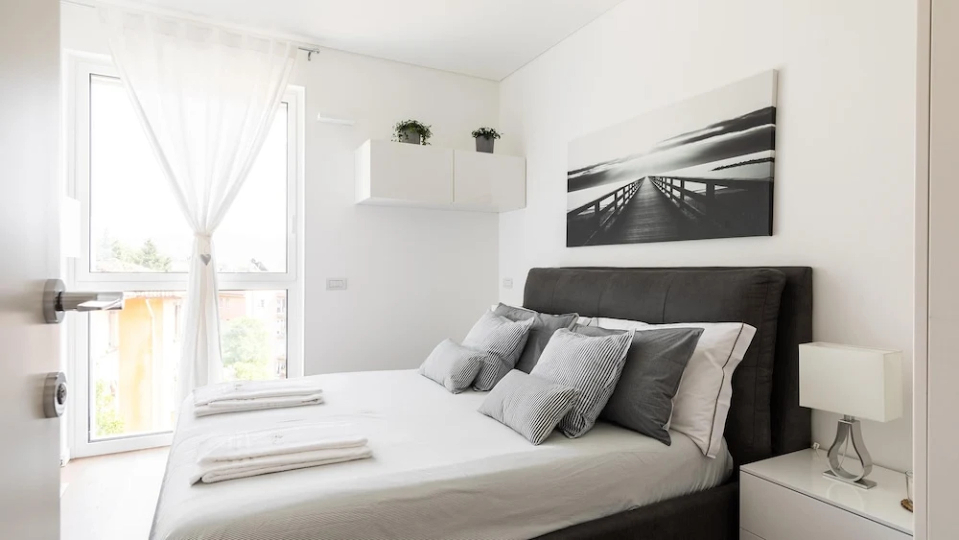 Como Luxury Lake View Spa