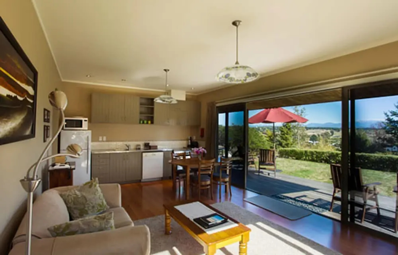 Clayridge House and cottage