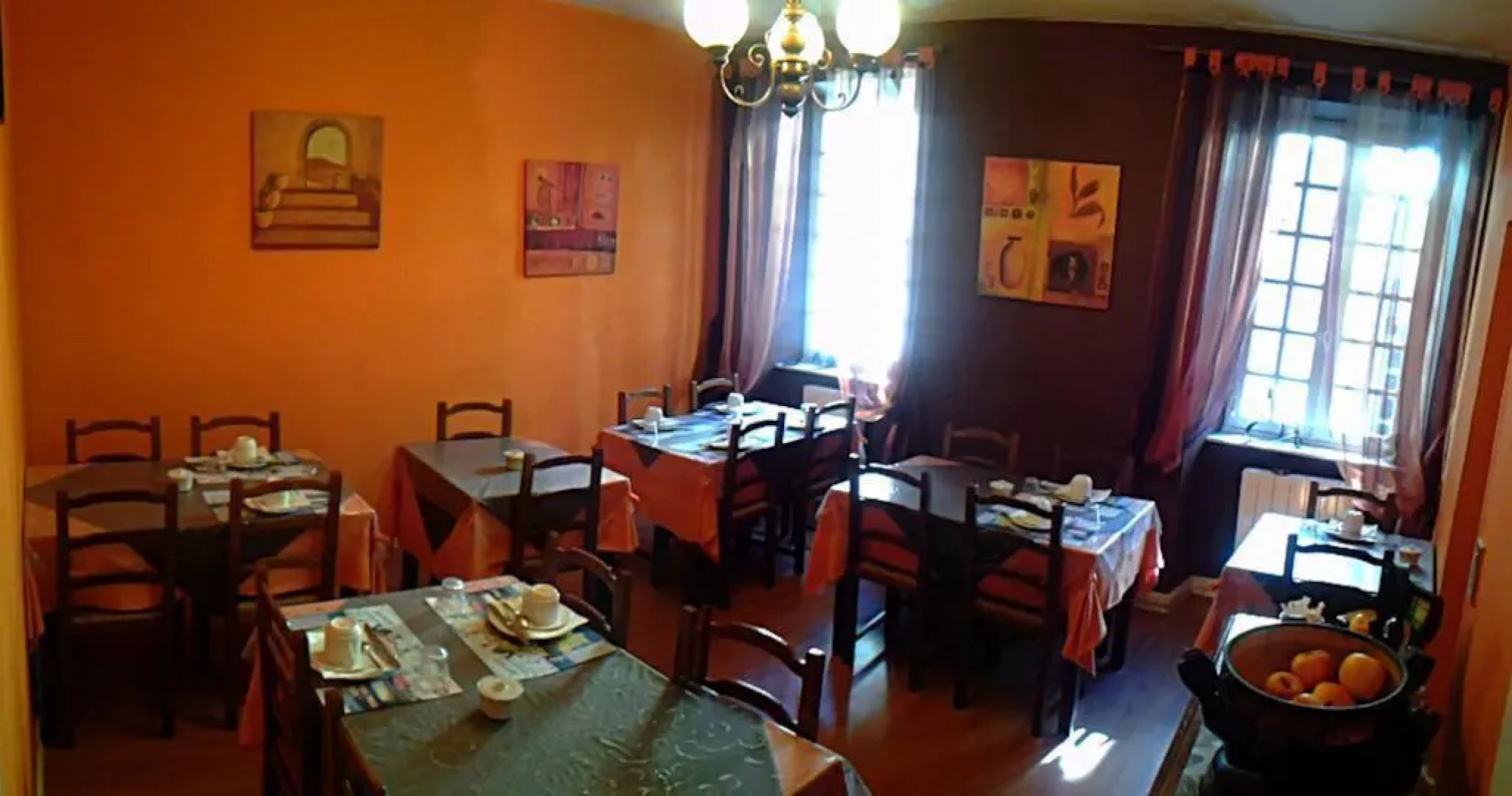 Hotel De La Tour De Lhorloge