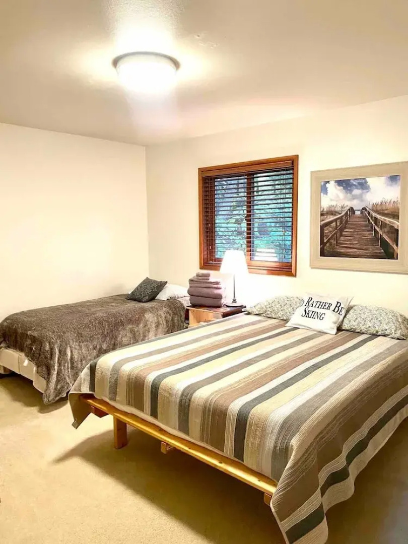 Slopes Spokes Alaska Large HOT TUB