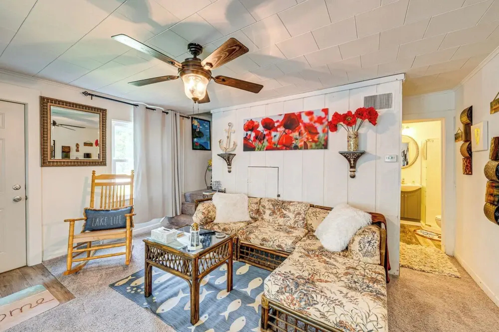 Powers Lake Home w/ Patio - 9 Mi to Lake Geneva!