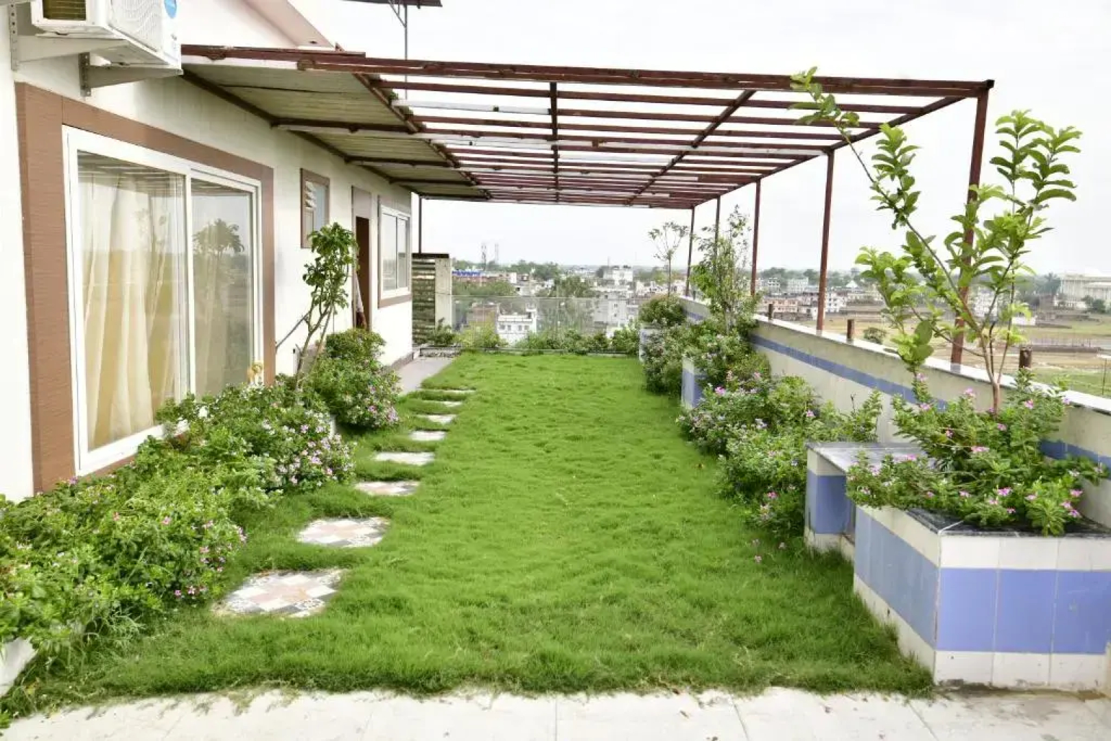 Hotel Nagina Palace