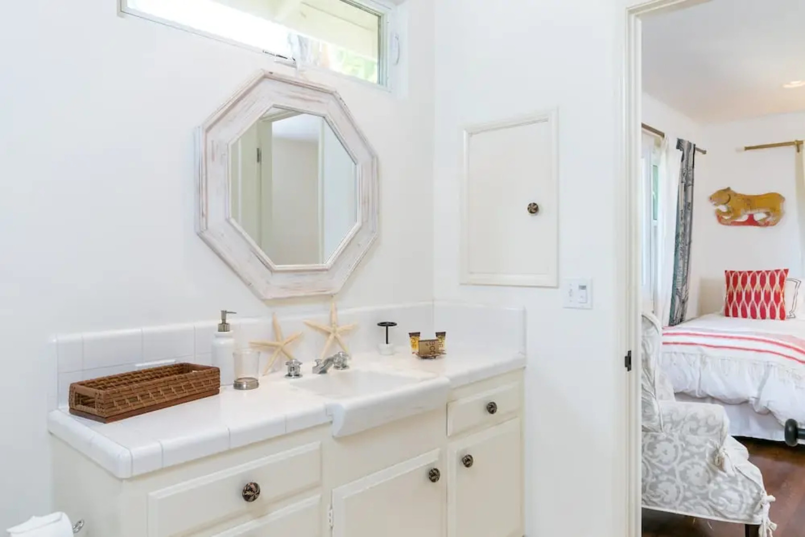 4BR 2 5BA Montecito Luxury Home Pool Sleeps 8 by RedAwning