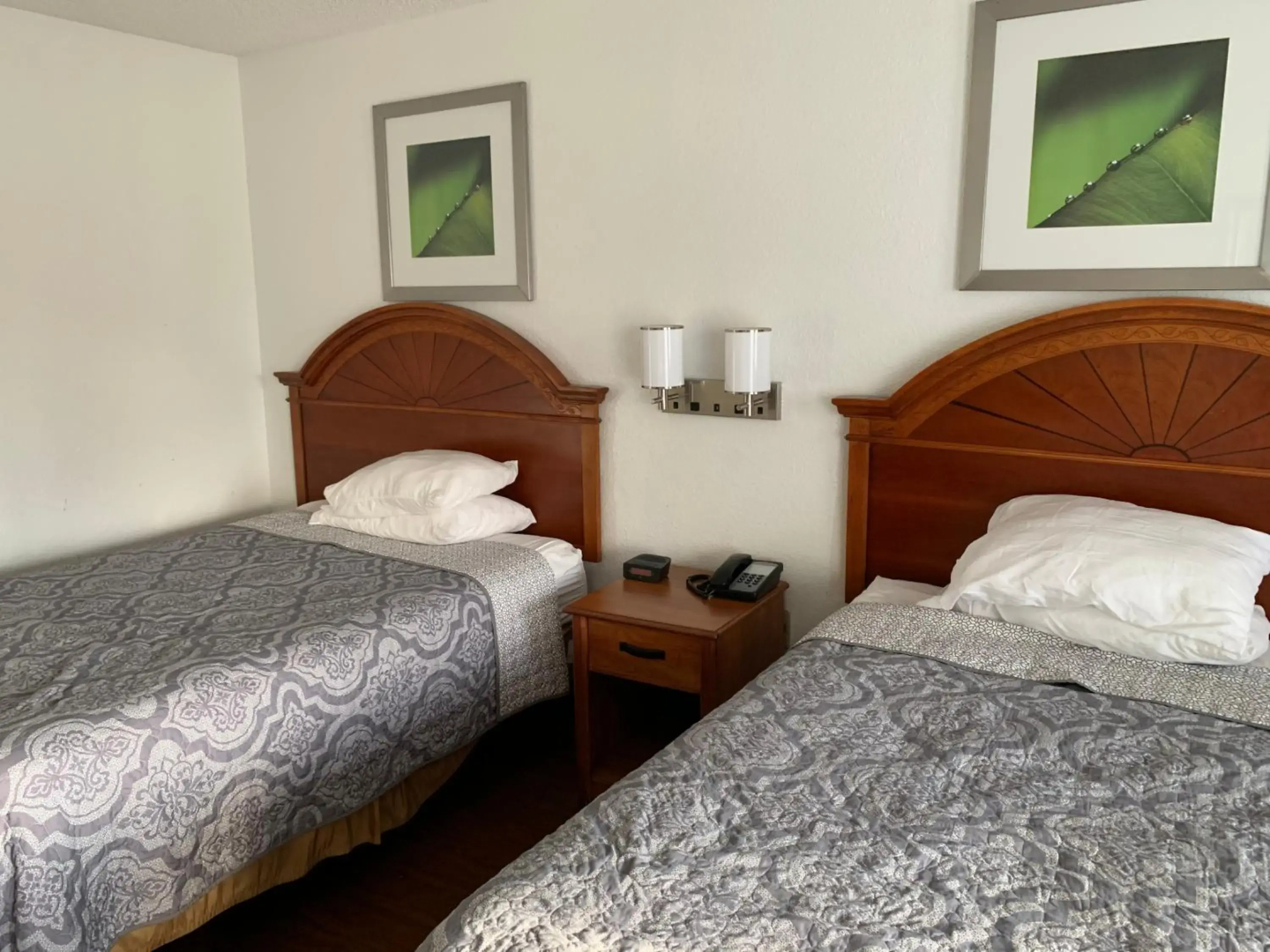 Travelodge Suites by Wyndham MacClenny/I-10