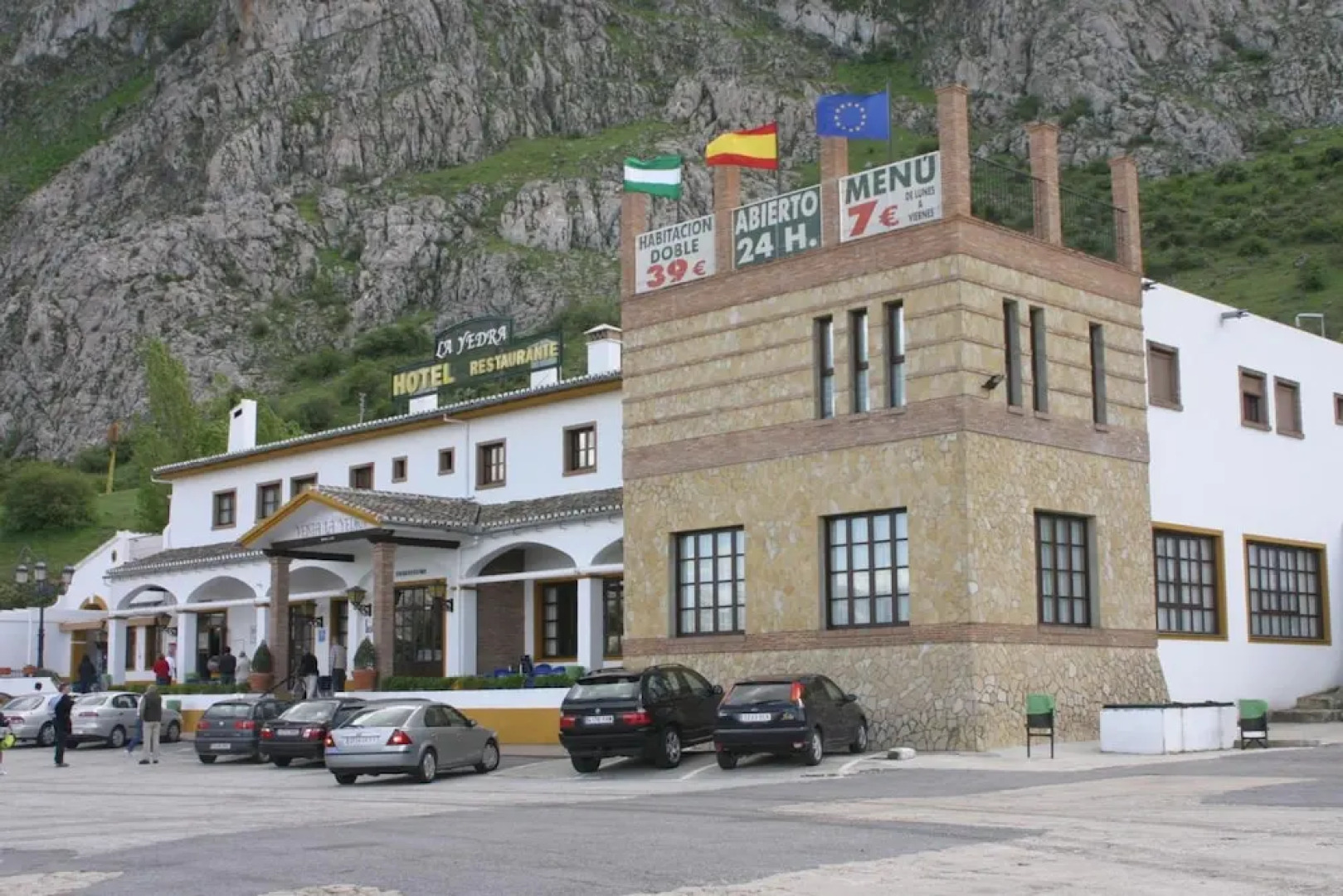 Hotel Restaurante La Yedra