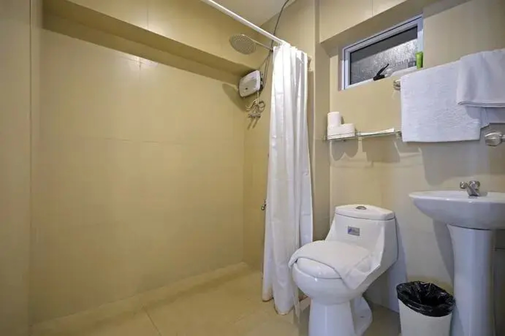 16/4 York Place Lets In The City Edinburgh