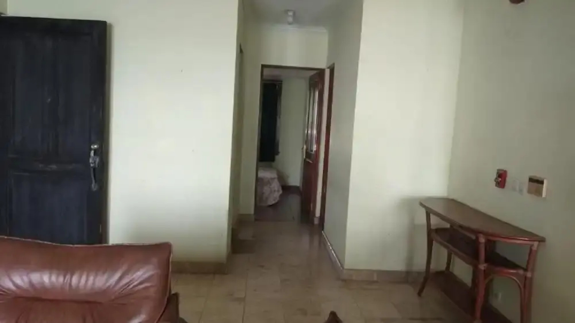 Kondominium Lippo Carita Selatan