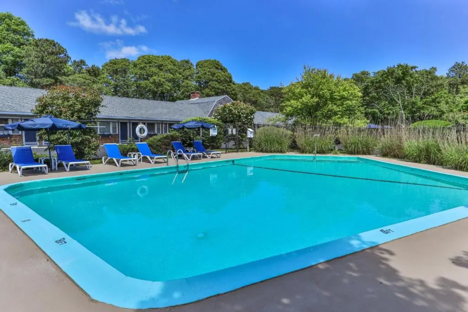 Handkerchief Shoals Inn