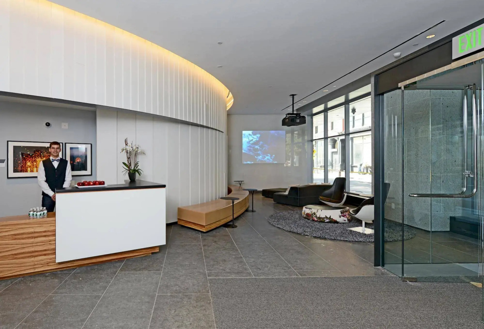 Global Luxury Suites at The Financial District