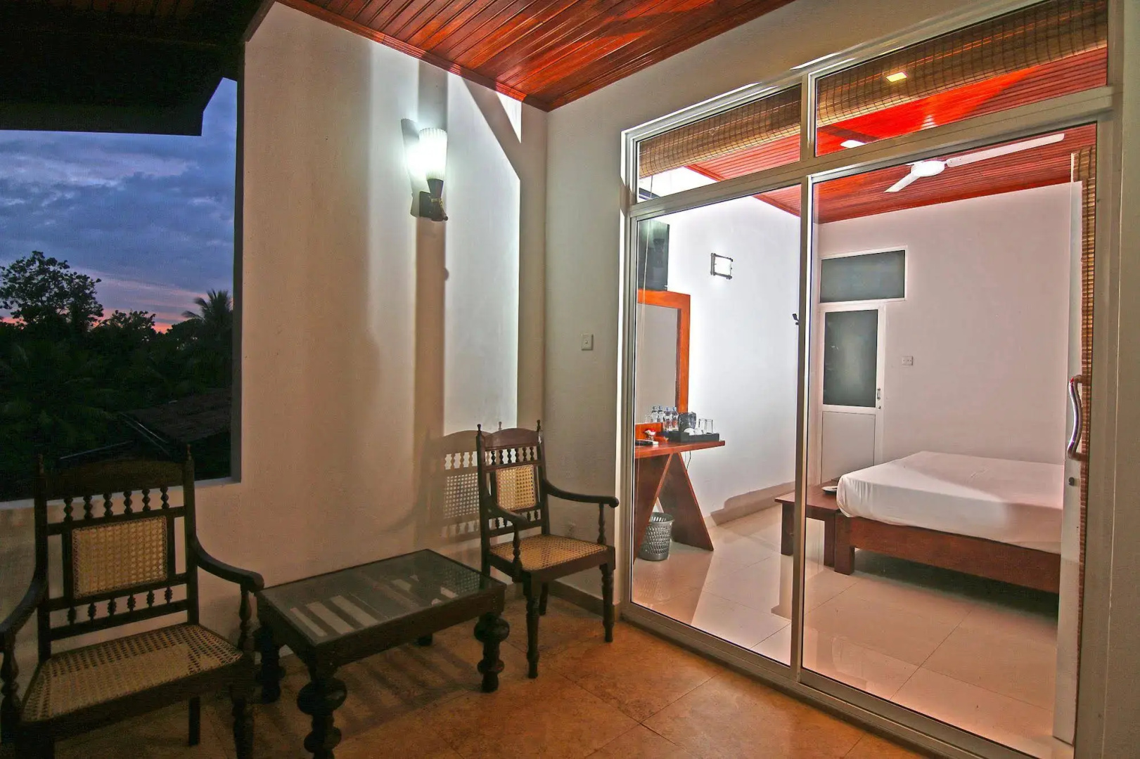Airport City Hub Hotel