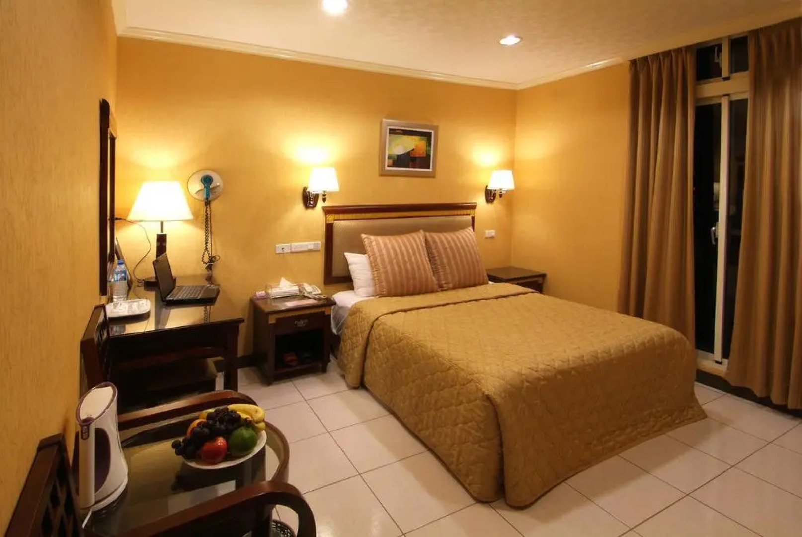 Puti Commercial Hotel