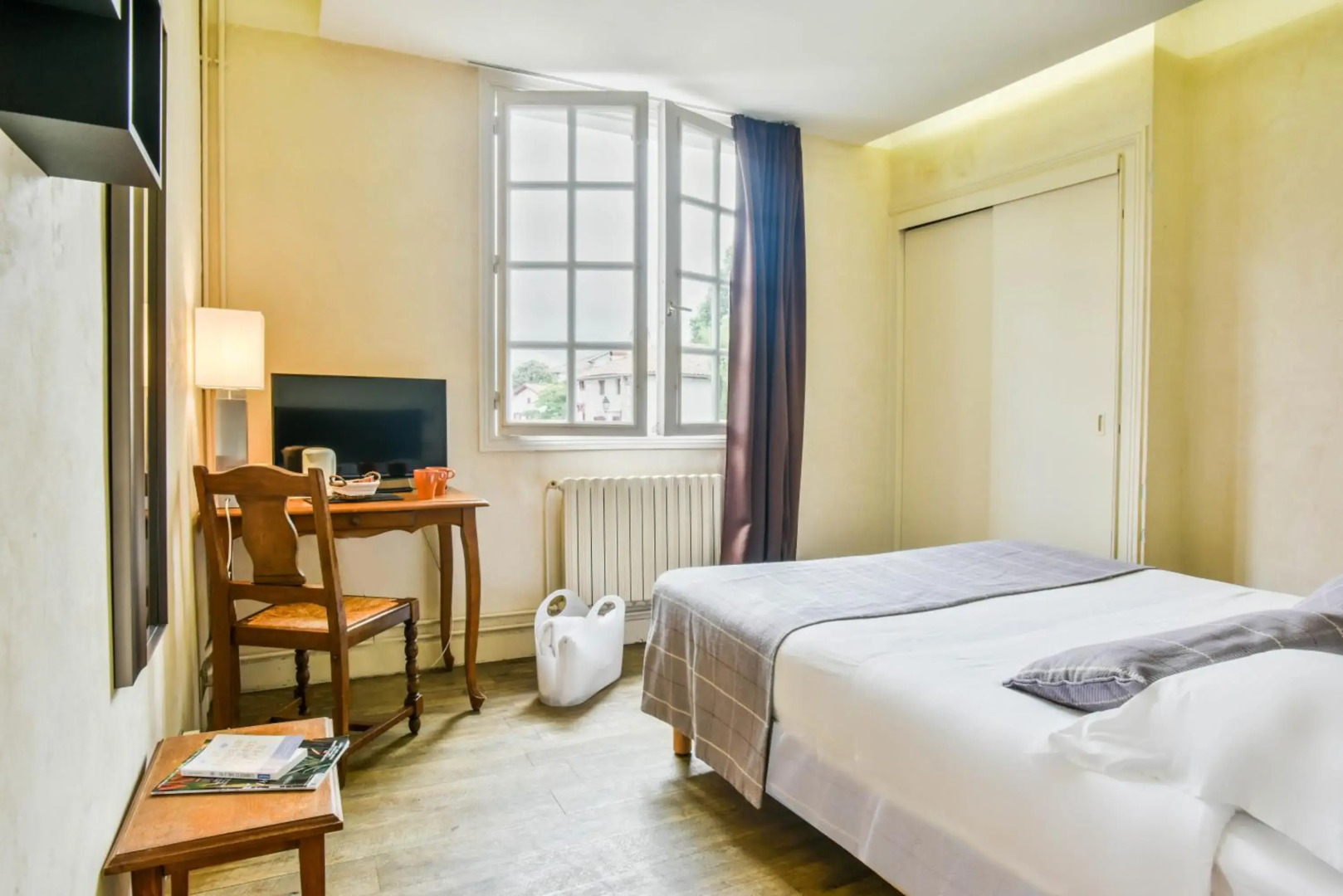 Logis Hôtel Mendi Alde