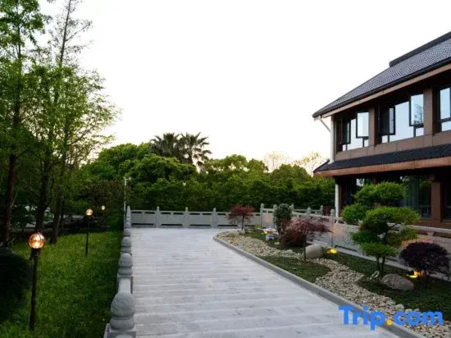 Putuo Hotel · Bore Jingshe